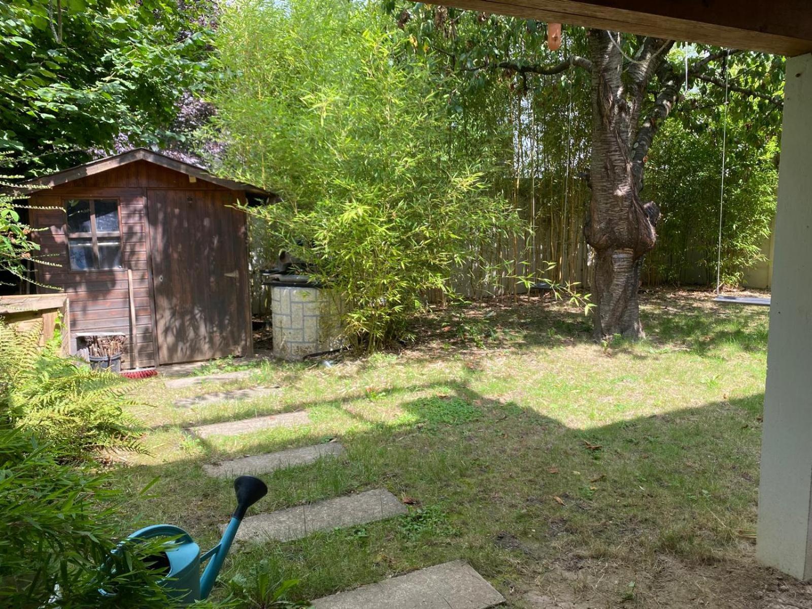 Appartement 2 Pieces De Plain-pied Avec Parking Et Jardin Au Calme *